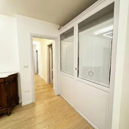 Riflesso - Attico Di Design Per Famiglie E Gruppi Apartment *